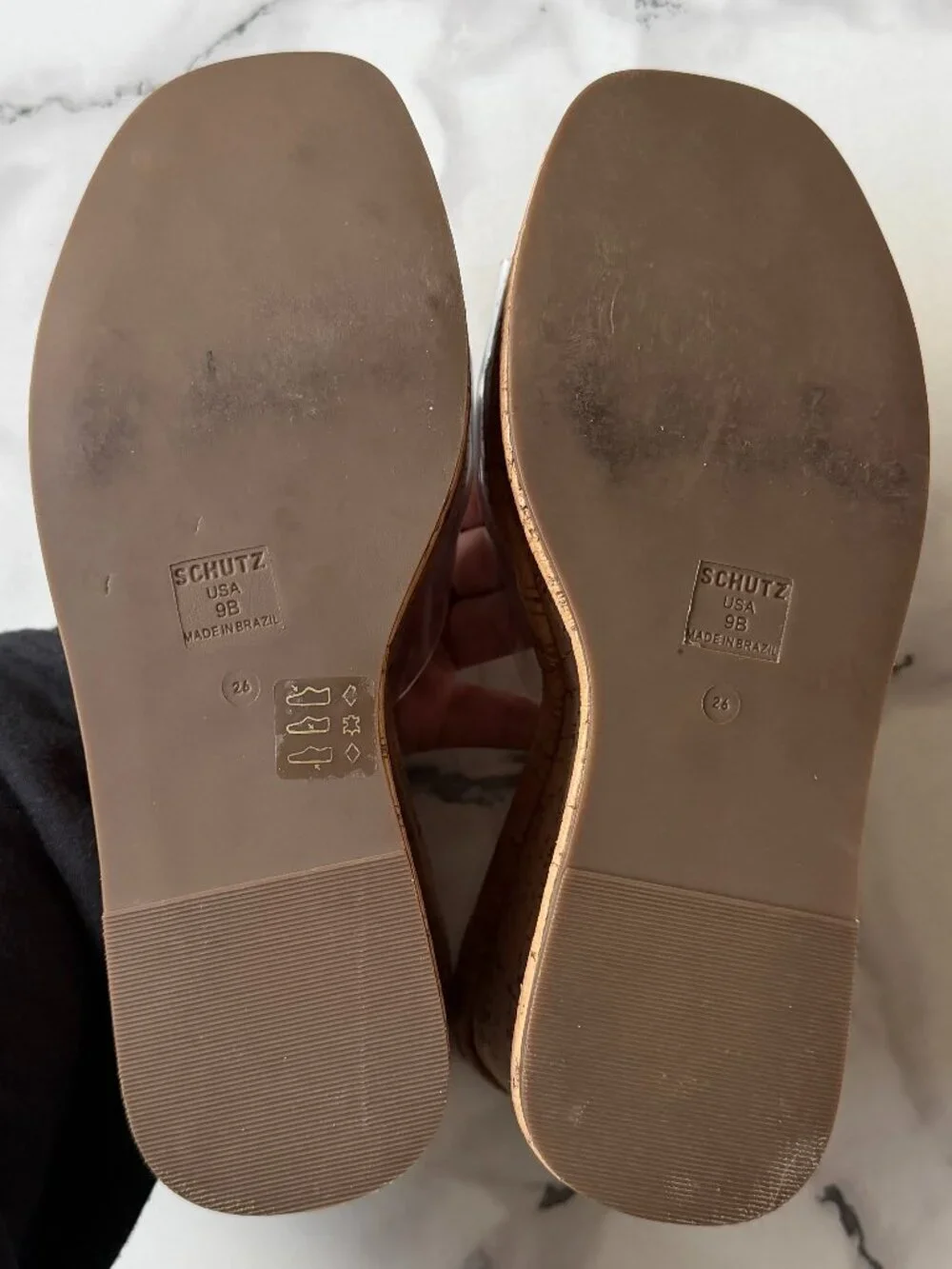 SCHUTZ dalle cork